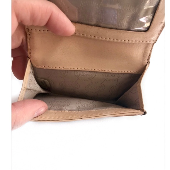 Gently loved Micheal Kors Small Mulberry BN Wallet - Picture 4 of 5